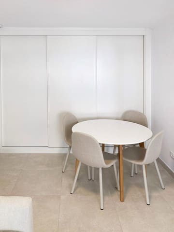 2 makuuhuone Ranta-asunto myytävänä paikassa Arenal, Javea / Xàbia mukana 
autotalli - 220 000 € (Ref: 9484305)