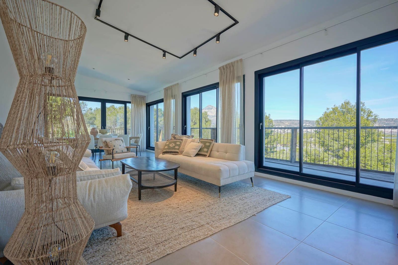 3 slaapkamer Villa te koop in Javea / Xabia met garage - € 1.095.000 (Ref: 9484309)