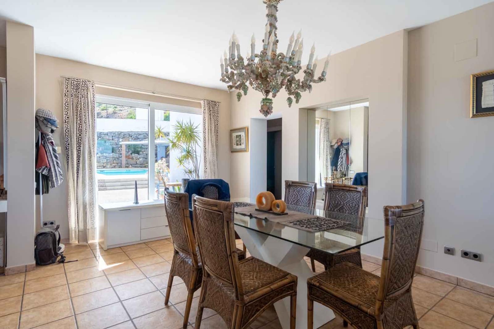 4 soverom Villa til salgs i Pedreguer - € 680 000 (Ref: 9484320)