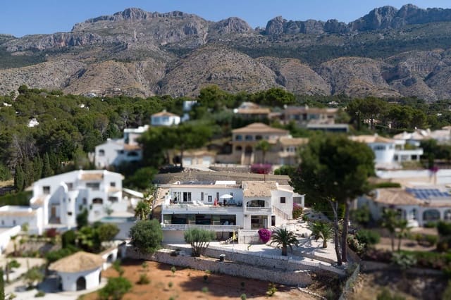 3 Zimmer Villa zu verkaufen in Altea mit Garage - 625.000 € (Ref: 9484321)