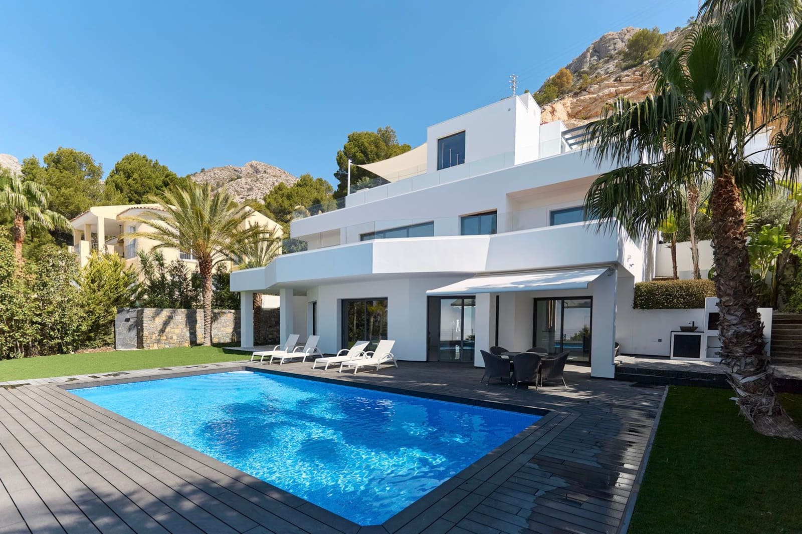 5 Zimmer Villa zu verkaufen in Altea mit Garage - 2.180.000 € (Ref: 9484322)