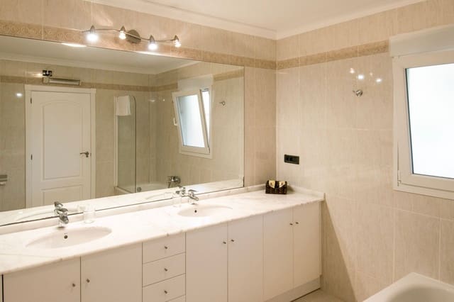 1 soveværelse Villa til salg i Benissa - € 330.000 (Ref: 9484331)