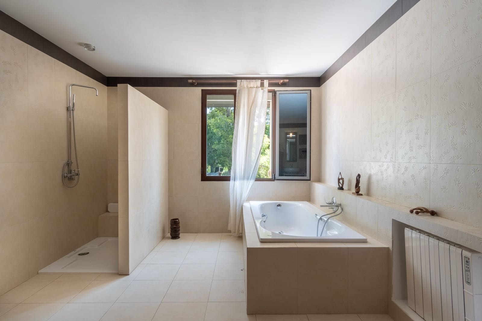 6 slaapkamer Villa te koop in Denia met garage - € 1.850.000 (Ref: 9484334)