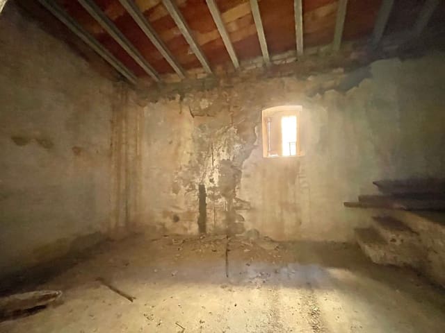 10 slaapkamer Commercieel te koop in Pedreguer - € 300.000 (Ref: 9484335)