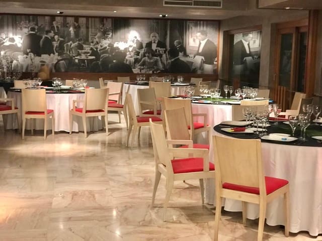 Restaurant/Bar til salgs i Pedreguer - € 1 500 000 (Ref: 9484340)