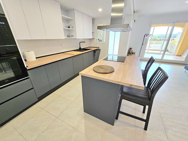 Apartamento de 3 habitaciones en Centro ciudad, Javea / Xàbia en alquiler con garaje - 1.250 € (Ref: 9484356)