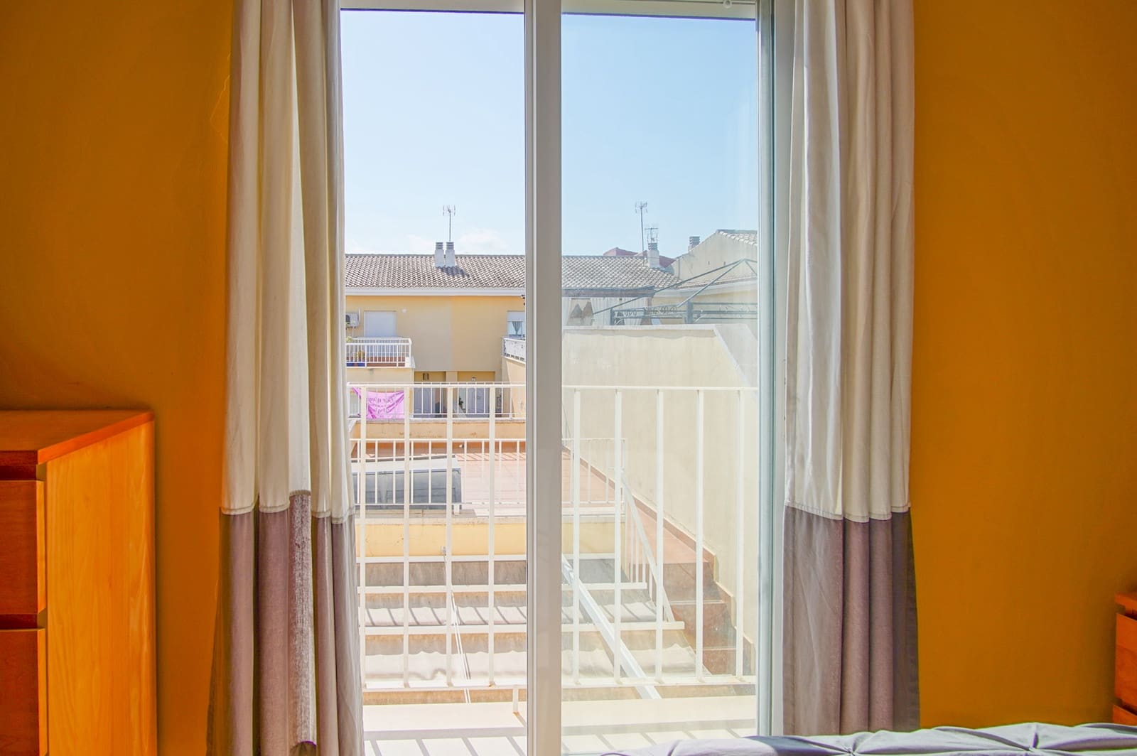 Pareado de 3 habitaciones en Els Poblets en venta con garaje - 265.000 € (Ref: 9484357)