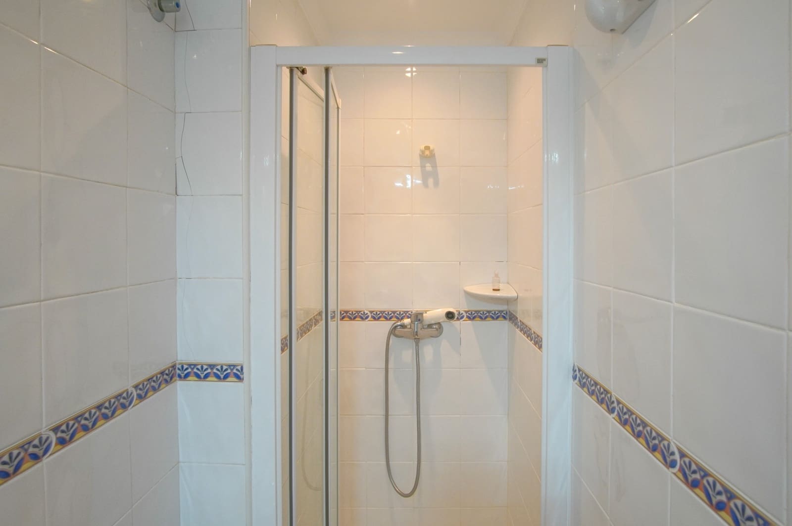 Pareado de 3 habitaciones en Els Poblets en venta con garaje - 265.000 € (Ref: 9484357)