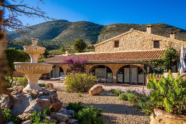 8 sypialnia Willa na sprzedaż w Benissa z garażem - 1 370 000 € (Ref: 9484362)