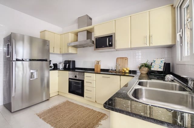 5 bedroom Villa for sale in Puerto, Javea / Xàbia with garage - € 995,000 (Ref: 9484364)