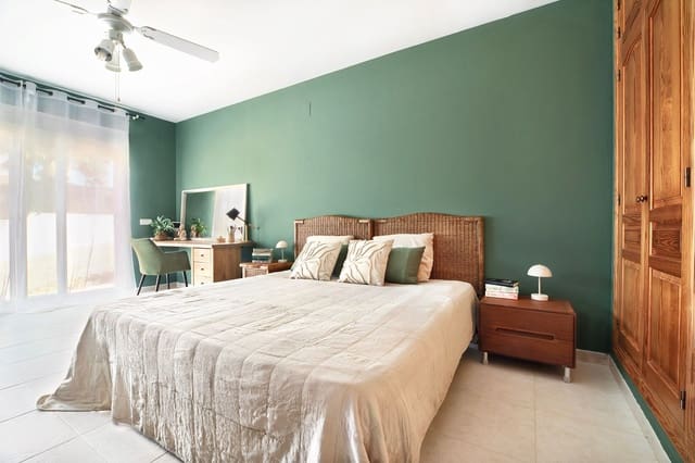 5 bedroom Villa for sale in Puerto, Javea / Xàbia with garage - € 995,000 (Ref: 9484364)