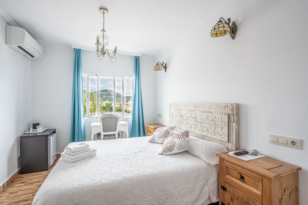 11 soverom Hotell til salgs i Calpe / Calp - € 850 000 (Ref: 9484366)