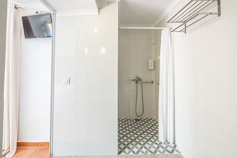 11 soverom Hotell til salgs i Calpe / Calp - € 850 000 (Ref: 9484366)