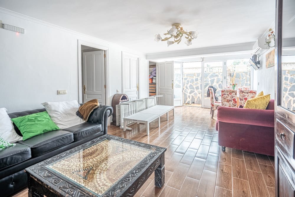 11 soverom Hotell til salgs i Calpe / Calp - € 850 000 (Ref: 9484366)