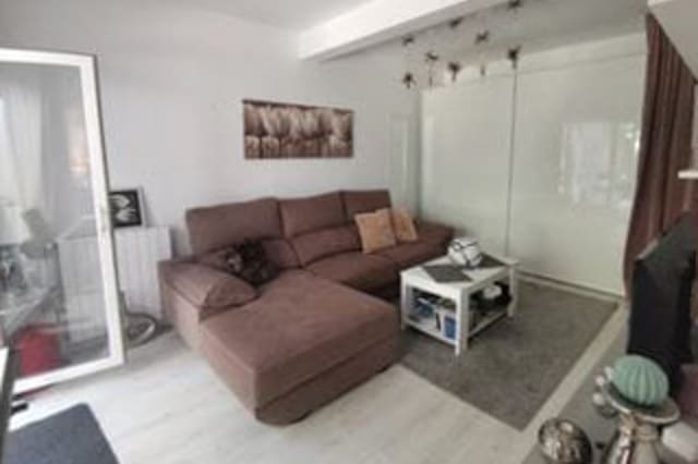 3 makuuhuone Omakotitalo myytävänä paikassa Pedreguer - 315 000 € (Ref: 9484385)