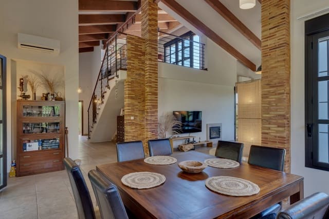 5 slaapkamer Villa te koop in Javea / Xàbia met garage - € 1.075.000 (Ref: 9484392)