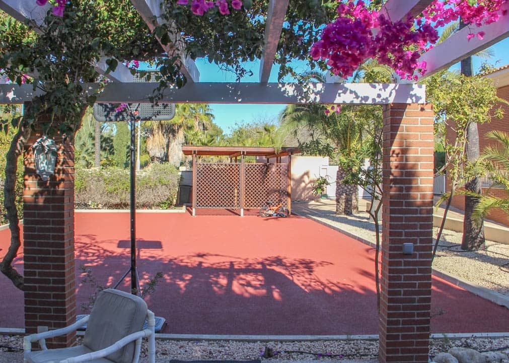 7 bedroom Villa for sale in Benidorm - € 1,595,000 (Ref: 9484394)