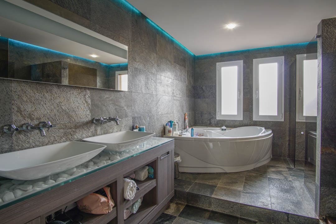 7 bedroom Villa for sale in Benidorm - € 1,595,000 (Ref: 9484394)