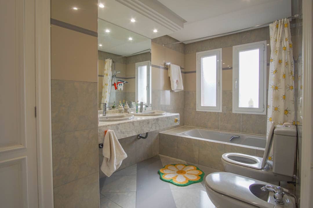 7 bedroom Villa for sale in Benidorm - € 1,595,000 (Ref: 9484394)