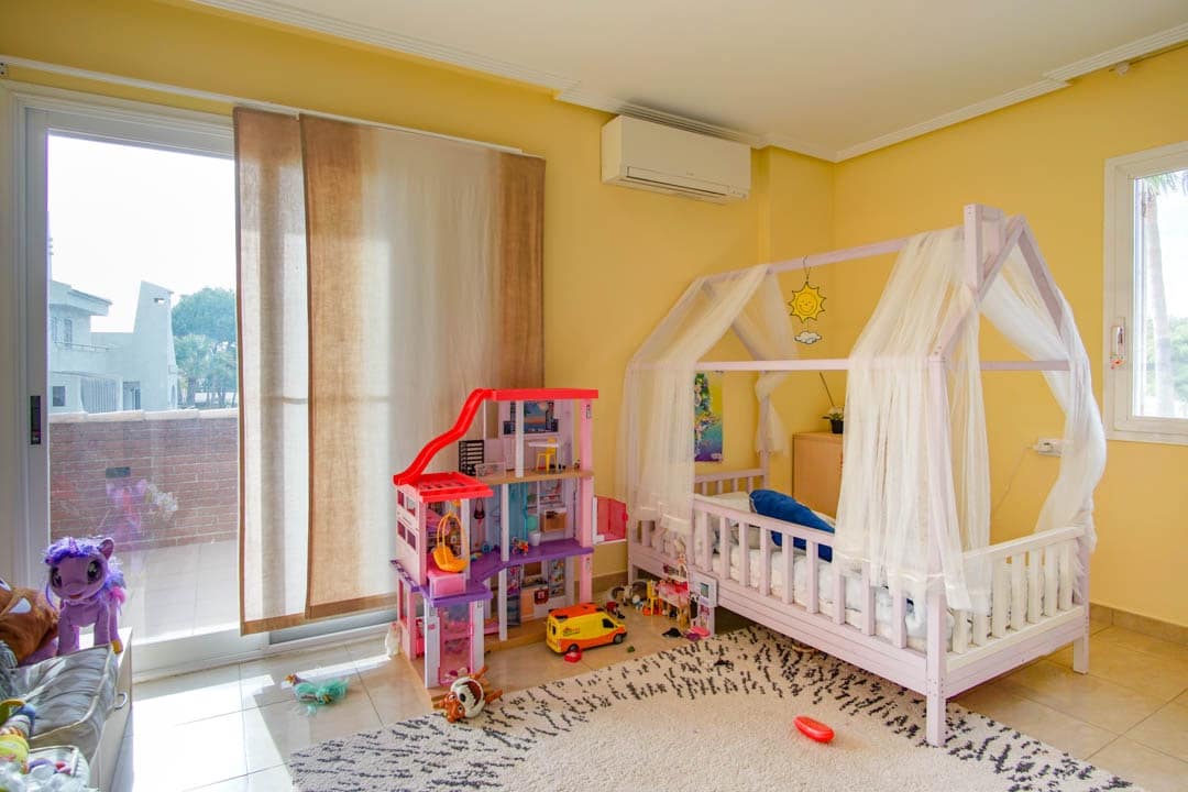 7 bedroom Villa for sale in Benidorm - € 1,595,000 (Ref: 9484394)