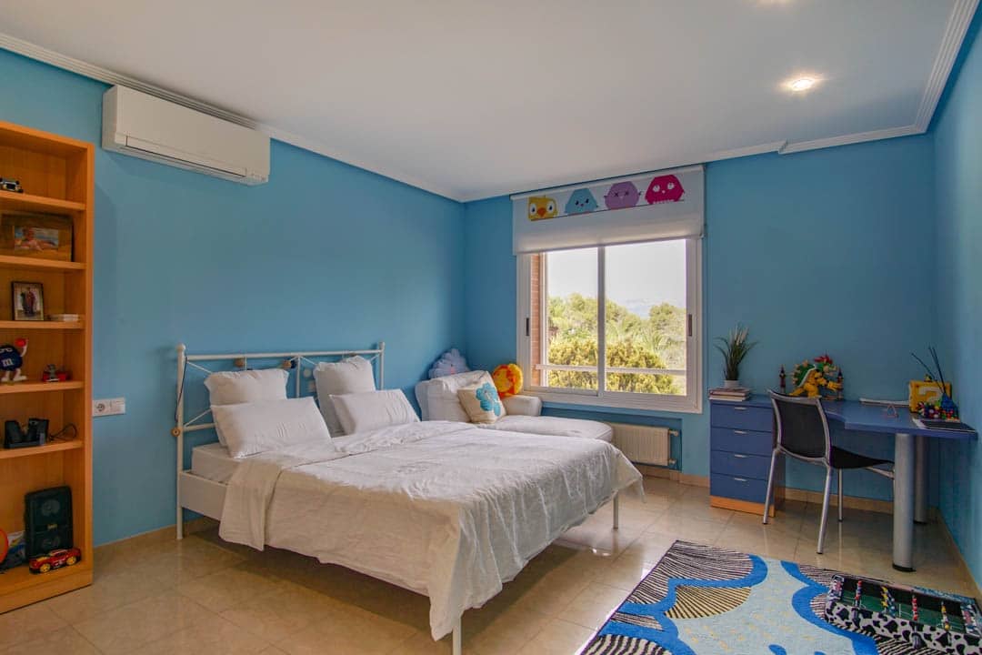 7 bedroom Villa for sale in Benidorm - € 1,595,000 (Ref: 9484394)