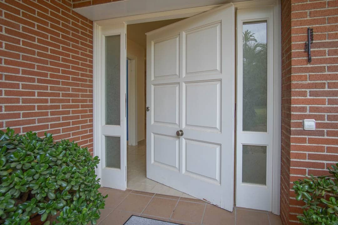 7 bedroom Villa for sale in Benidorm - € 1,595,000 (Ref: 9484394)