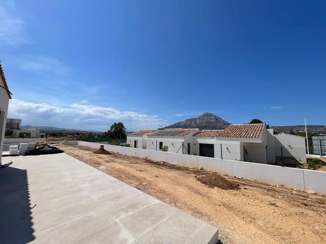 4 bedroom Villa for sale in Partides comunes - Adsubia, Javea / Xàbia with garage - € 995,000 (Ref: 9484424)