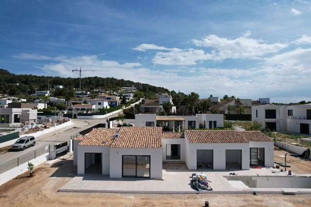 4 bedroom Villa for sale in Partides comunes - Adsubia, Javea / Xàbia with garage - € 995,000 (Ref: 9484424)