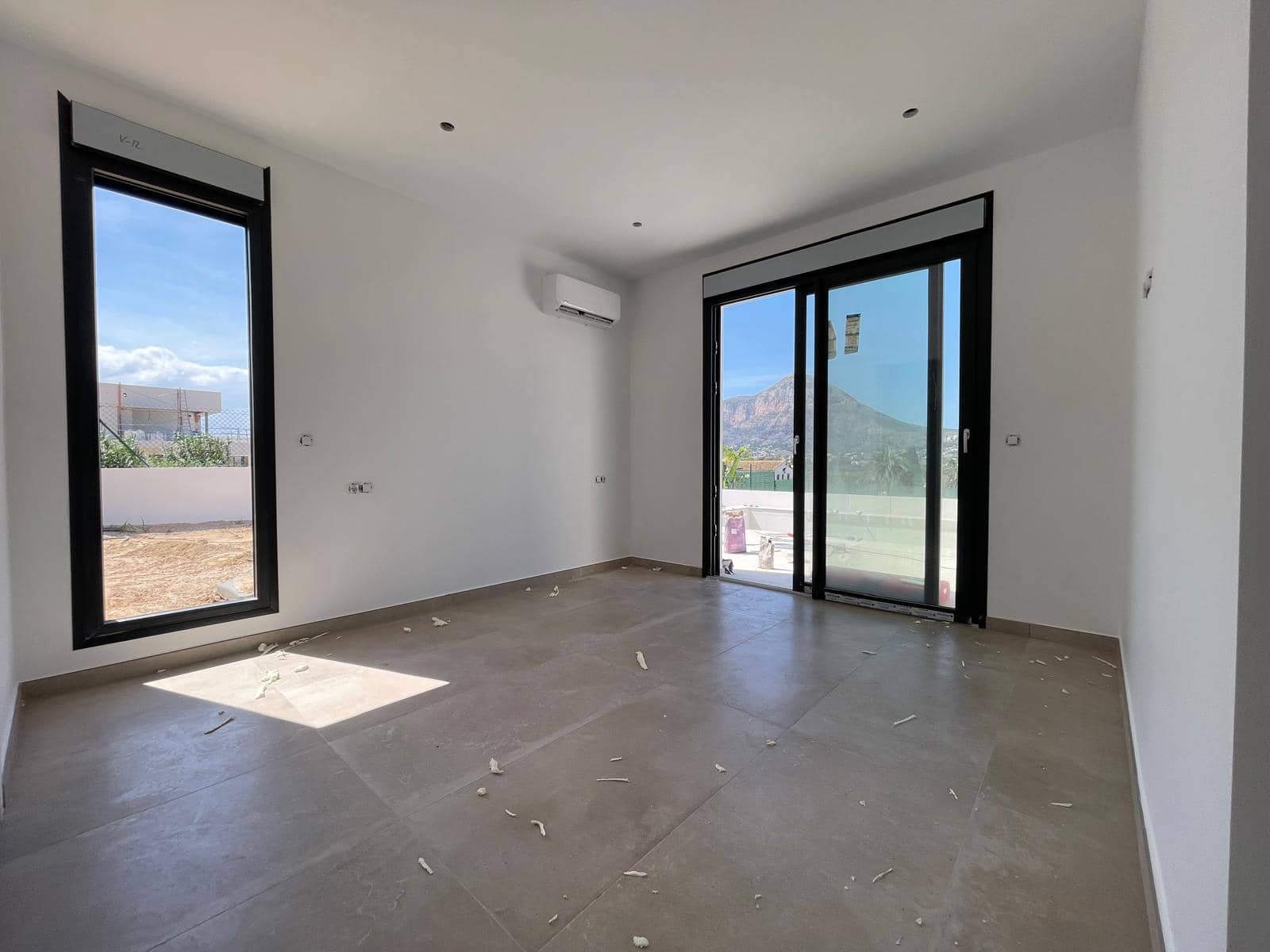 4 bedroom Villa for sale in Javea / Xabia with garage - € 995,000 (Ref: 9484424)