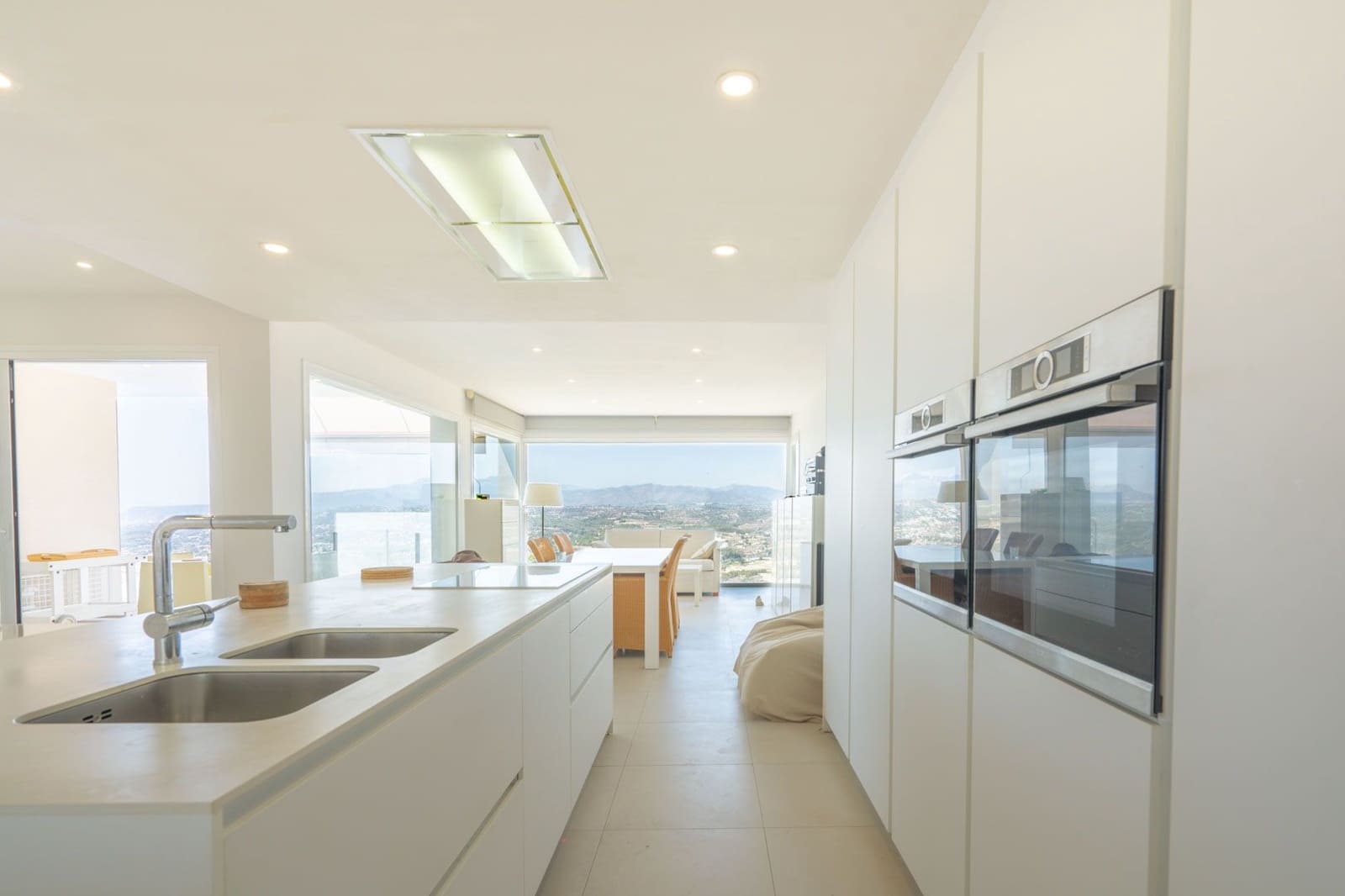 2 bedroom Villa for sale in Benitachell / Benitatxell with garage - € 875,000 (Ref: 9484427)