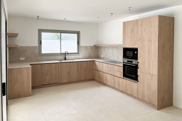 3 makuuhuone Huvila myytävänä paikassa Teulada Pueblo, Teulada-Moraira - 1 250 000 € (Ref: 9484430)