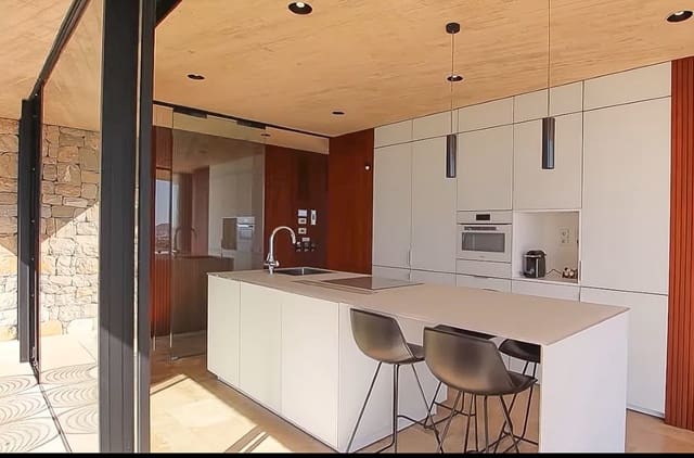 4 soveværelse Villa til salg i Benissa med garage - € 2.950.000 (Ref: 9484460)