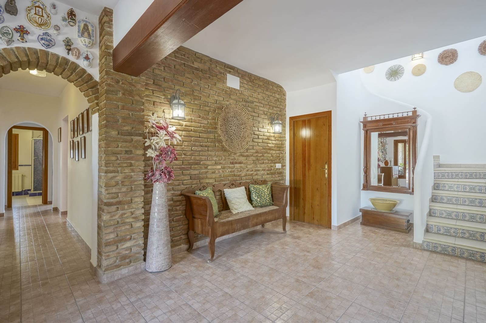 11 bedroom Villa for sale in Benissa - € 1,500,000 (Ref: 9484465)