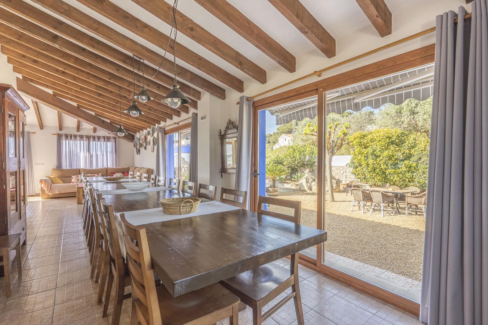 11 bedroom Villa for sale in Benissa - € 1,500,000 (Ref: 9484465)