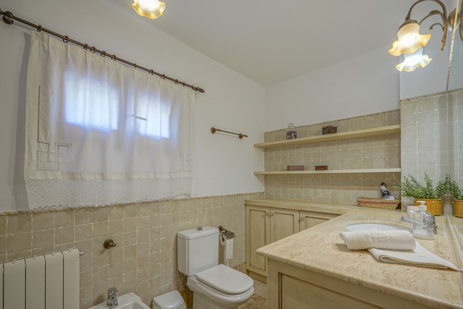 11 bedroom Villa for sale in Benissa - € 1,500,000 (Ref: 9484465)