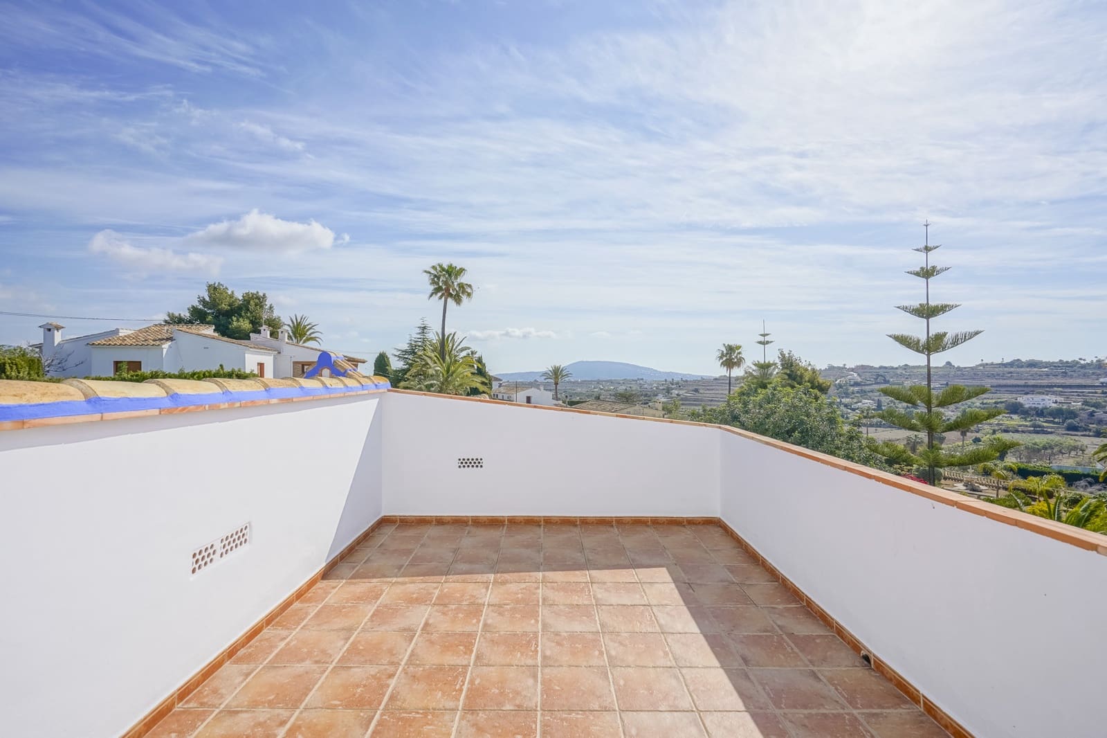 11 bedroom Villa for sale in Benissa - € 1,500,000 (Ref: 9484465)