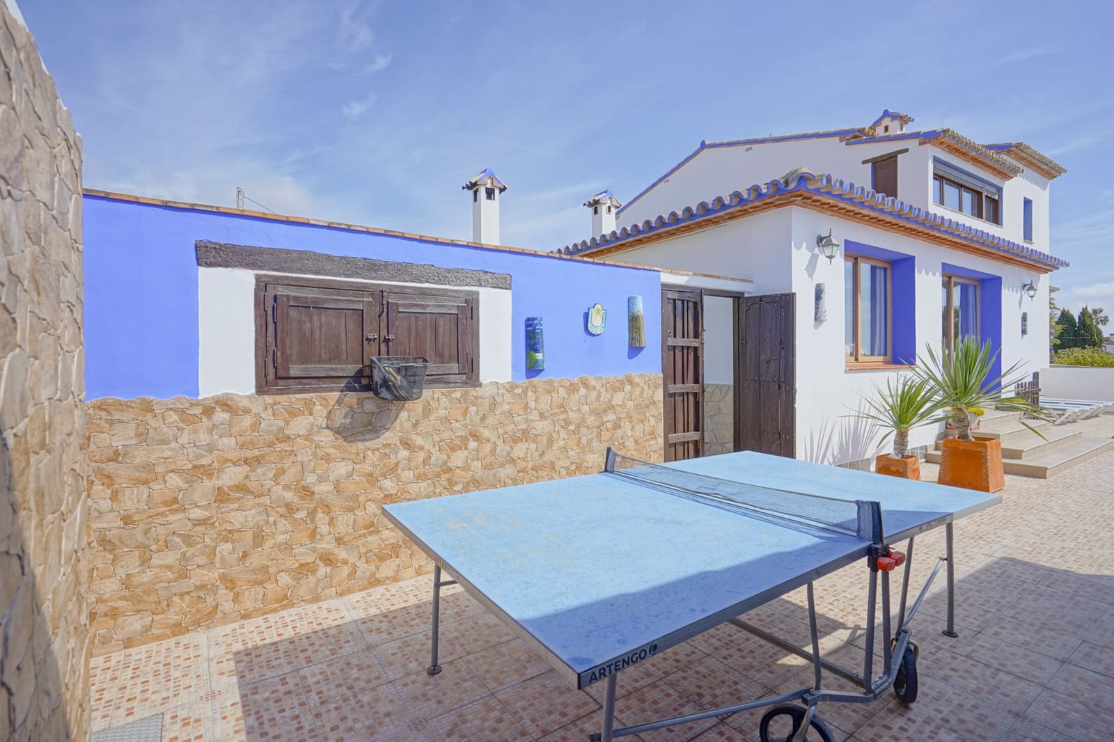 11 bedroom Villa for sale in Benissa - € 1,500,000 (Ref: 9484465)