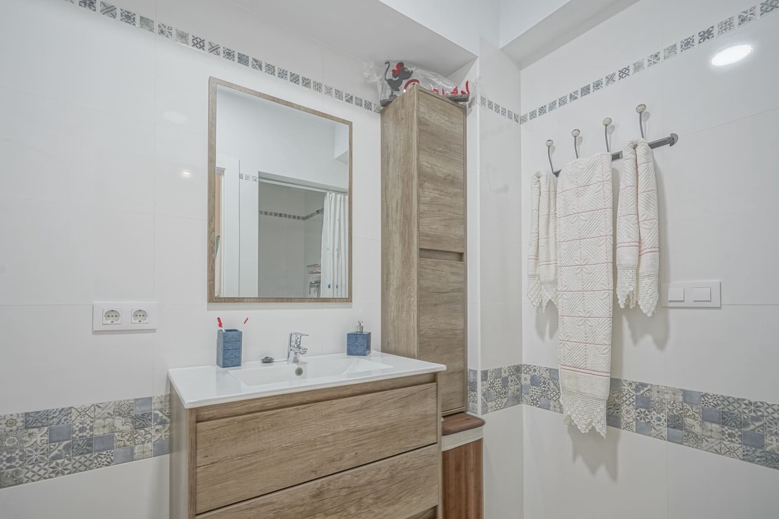 11 bedroom Villa for sale in Benissa - € 1,500,000 (Ref: 9484465)