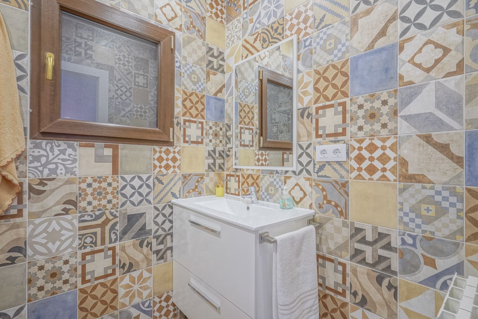 11 bedroom Villa for sale in Benissa - € 1,500,000 (Ref: 9484465)