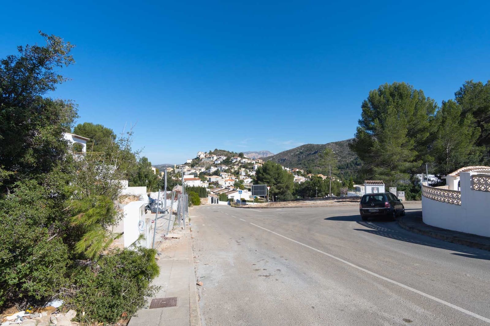 3 makuuhuone Huvila myytävänä paikassa Monte Solana mukana 
autotalli - 775 000 € (Ref: 9484469)