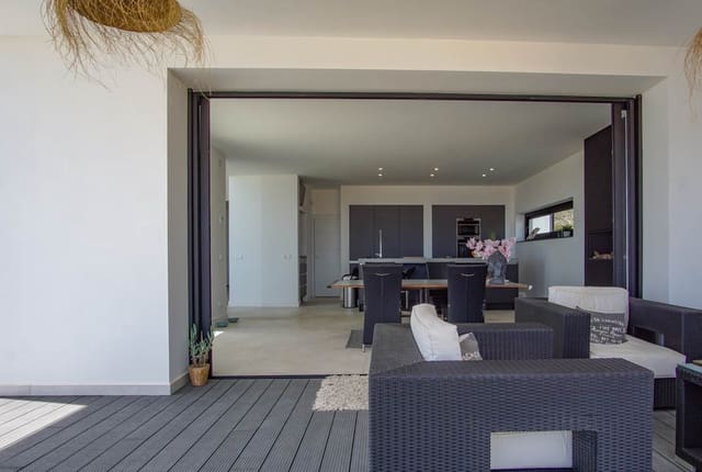 5 Zimmer Villa zu verkaufen in Finestrat Pueblo, Finestrat mit Garage - 1.550.000 € (Ref: 9484473)