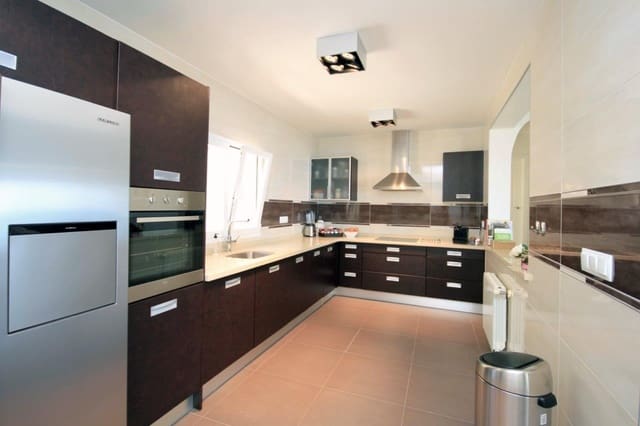 4 camera da letto Villa in vendita in Altea con garage - 1.099.000 € (Rif: 9484496)