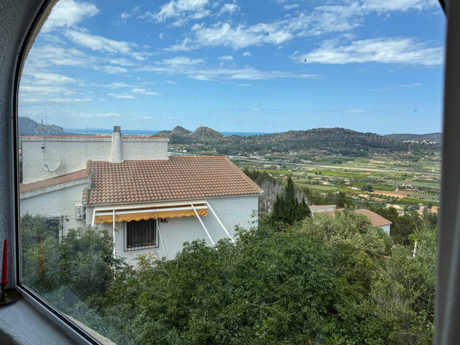 Chalet de 2 habitaciones en Pedreguer en venta con garaje - 325.000 € (Ref: 9484510)