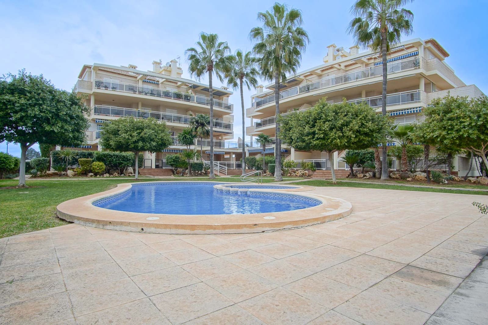 2 soveværelse Lejlighed til salg i Denia - € 425.000 (Ref: 9484544)