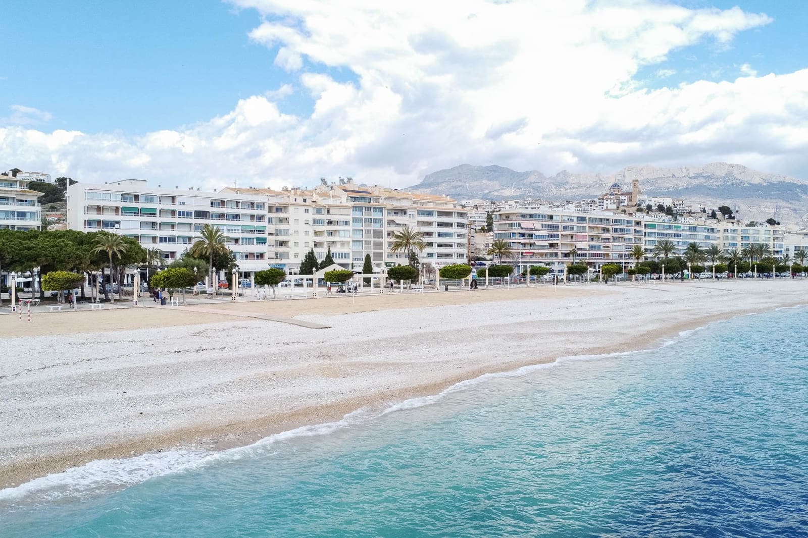 2 bedroom Beach Apartment for sale in Altea - € 370,000 (Ref: 9484546)