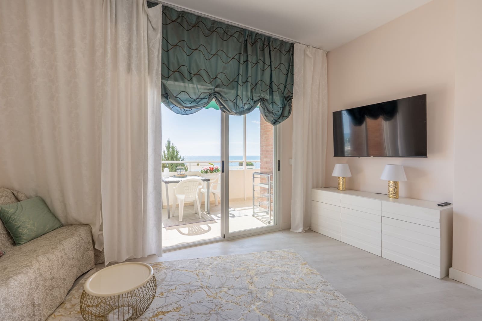 2 bedroom Beach Apartment for sale in Altea - € 370,000 (Ref: 9484546)