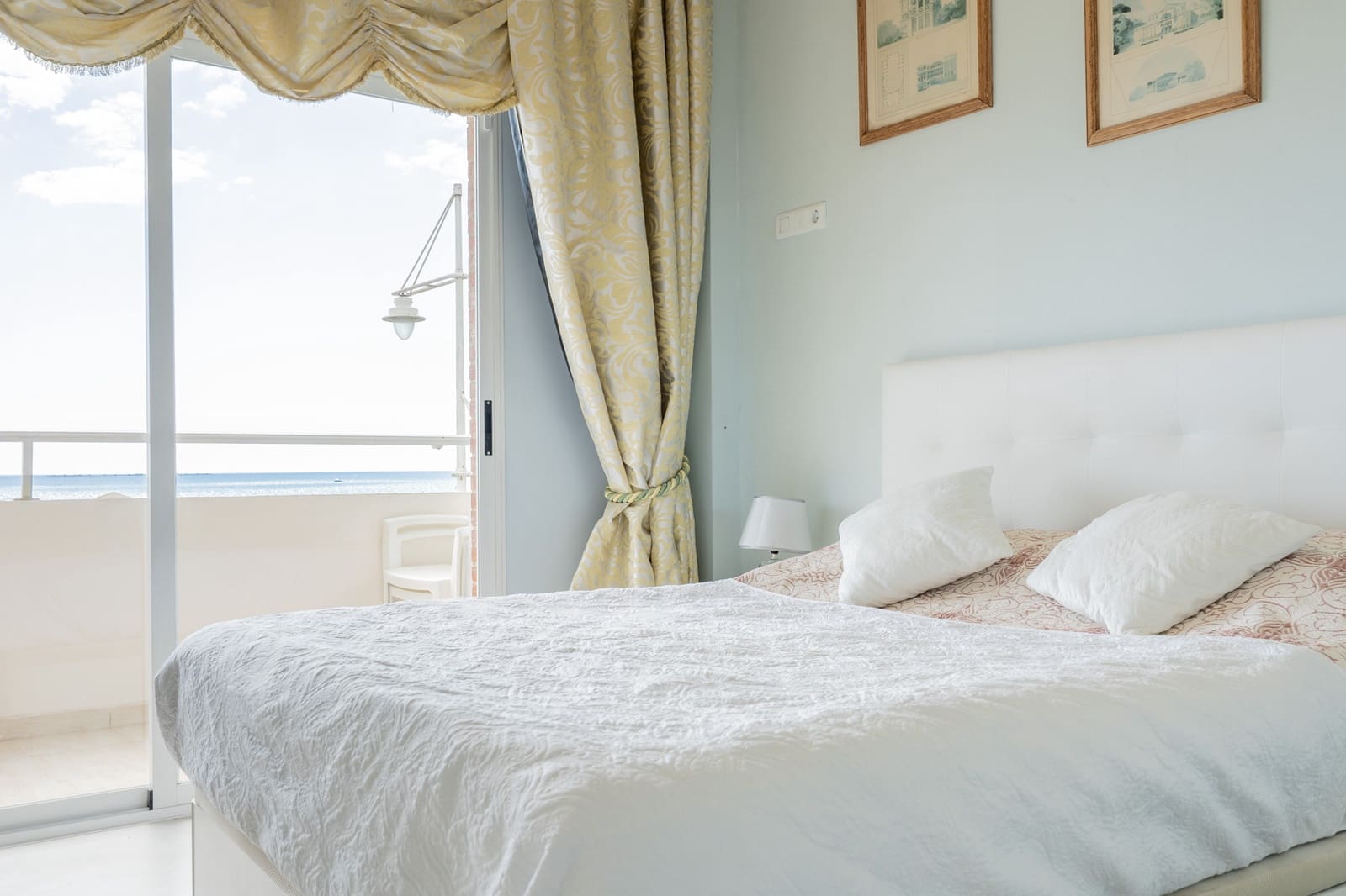 2 bedroom Beach Apartment for sale in Altea - € 370,000 (Ref: 9484546)