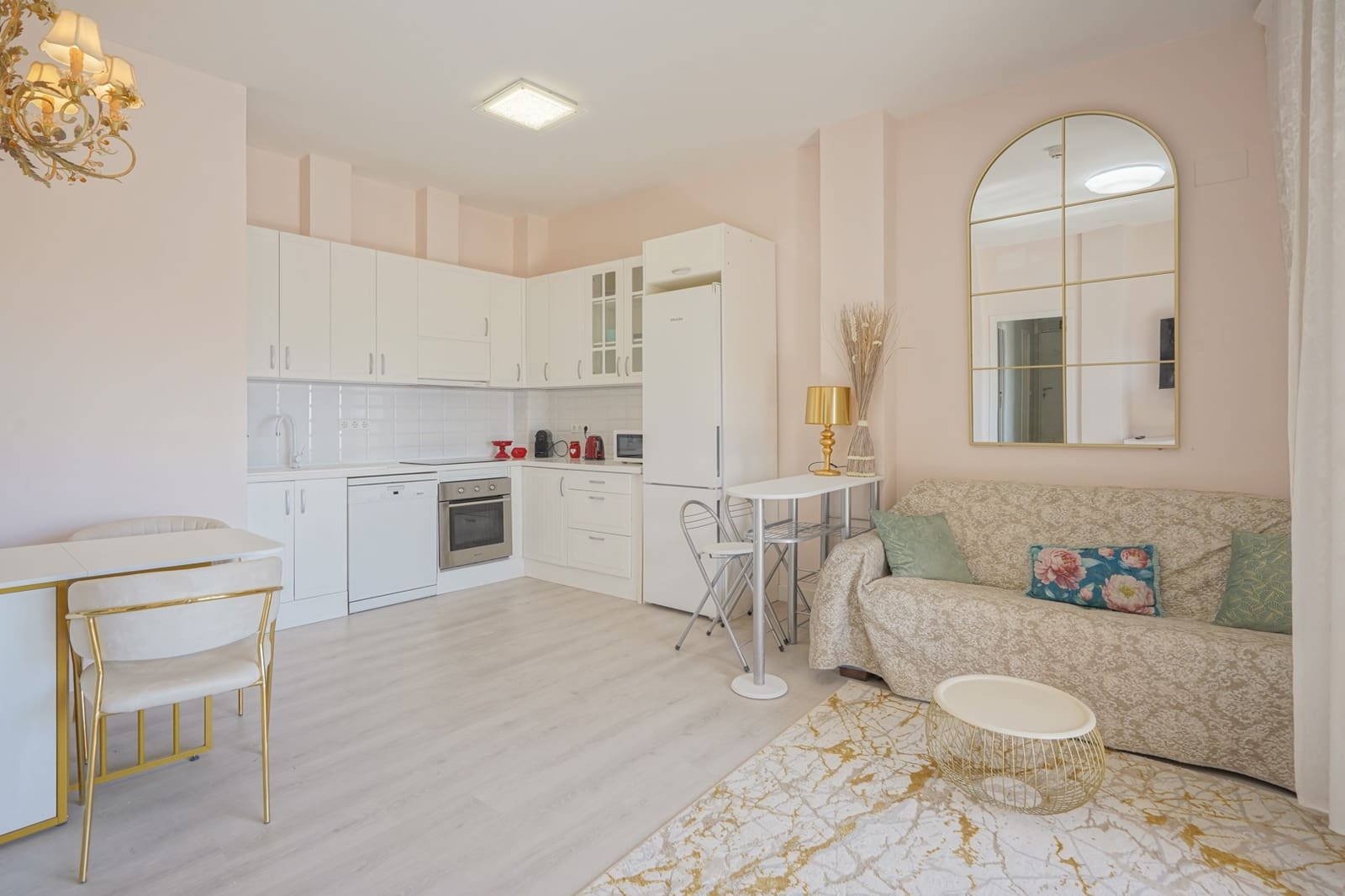 2 bedroom Beach Apartment for sale in Altea - € 370,000 (Ref: 9484546)