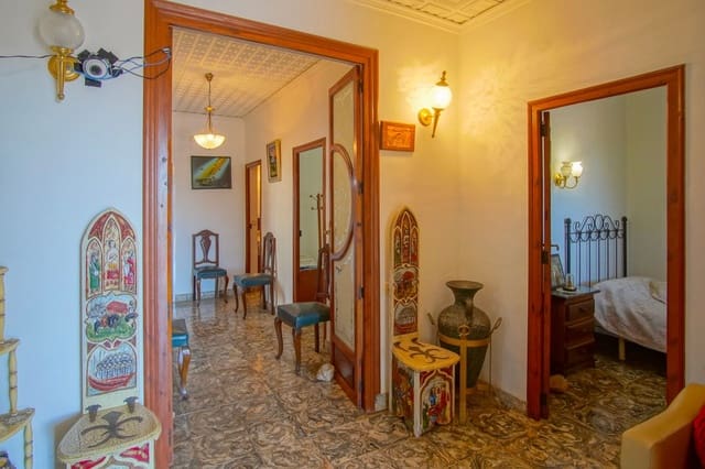 7 slaapkamer Villa te koop in Partida Tosal - Zona del Castellans, Javea / Xàbia met garage - € 750.000 (Ref: 9484561)