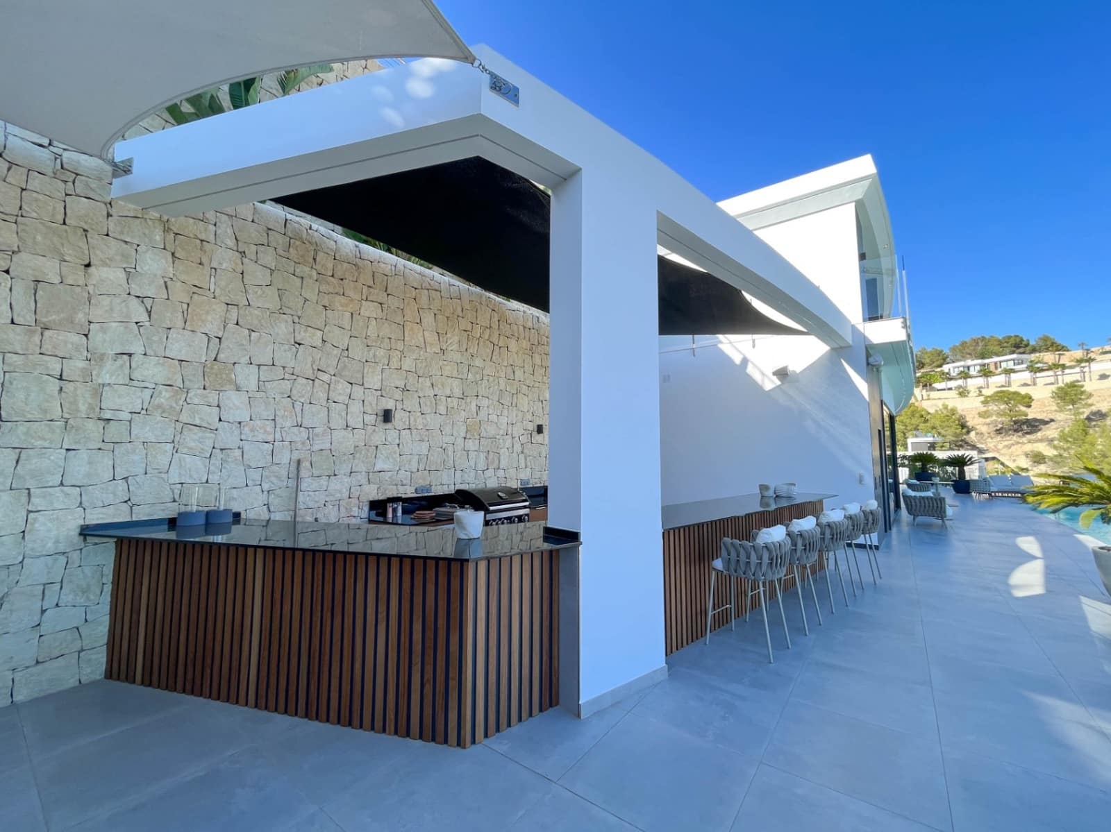 5 makuuhuone Huvila myytävänä paikassa Benissa mukana 
autotalli - 3 700 000 € (Ref: 9484569)